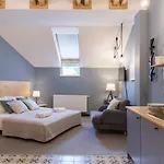 19rooms