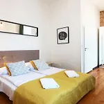 19rooms